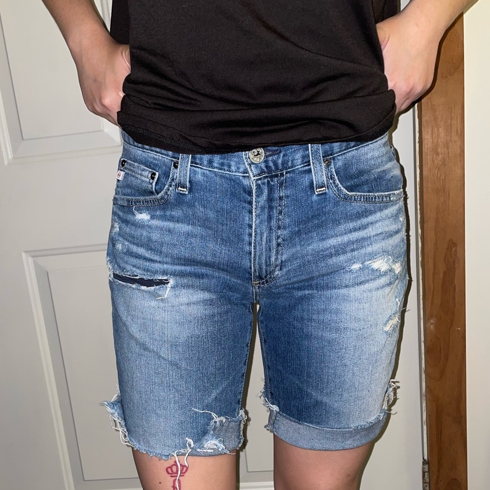 THE NIKKI SHIRT RELAXED SKINNY SHORTS/ SIZE 26R
